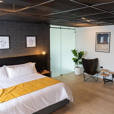 Fulton Business Luxury Hotel Guadalajara Bagian luar foto