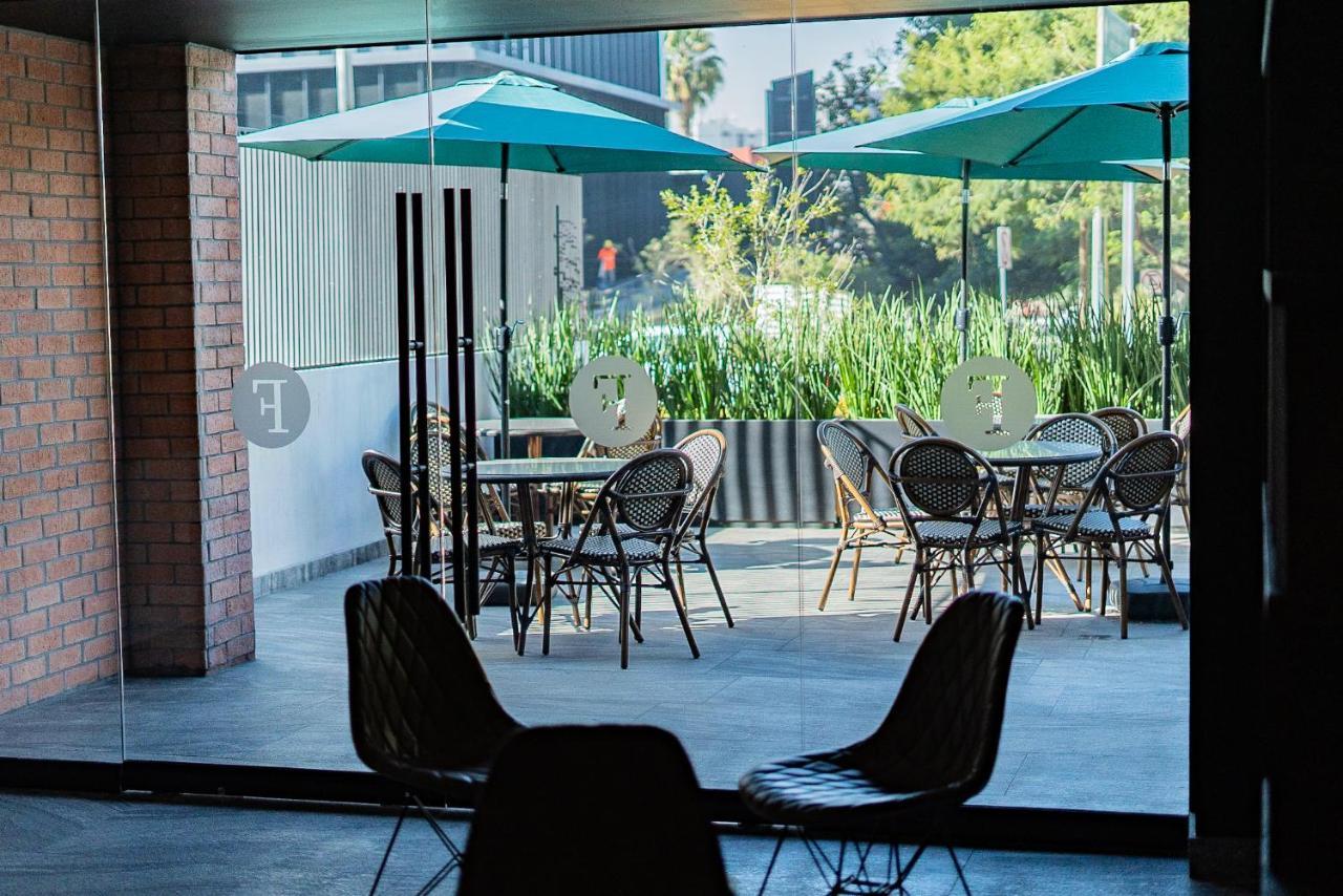 Fulton Business Luxury Hotel Guadalajara Bagian luar foto