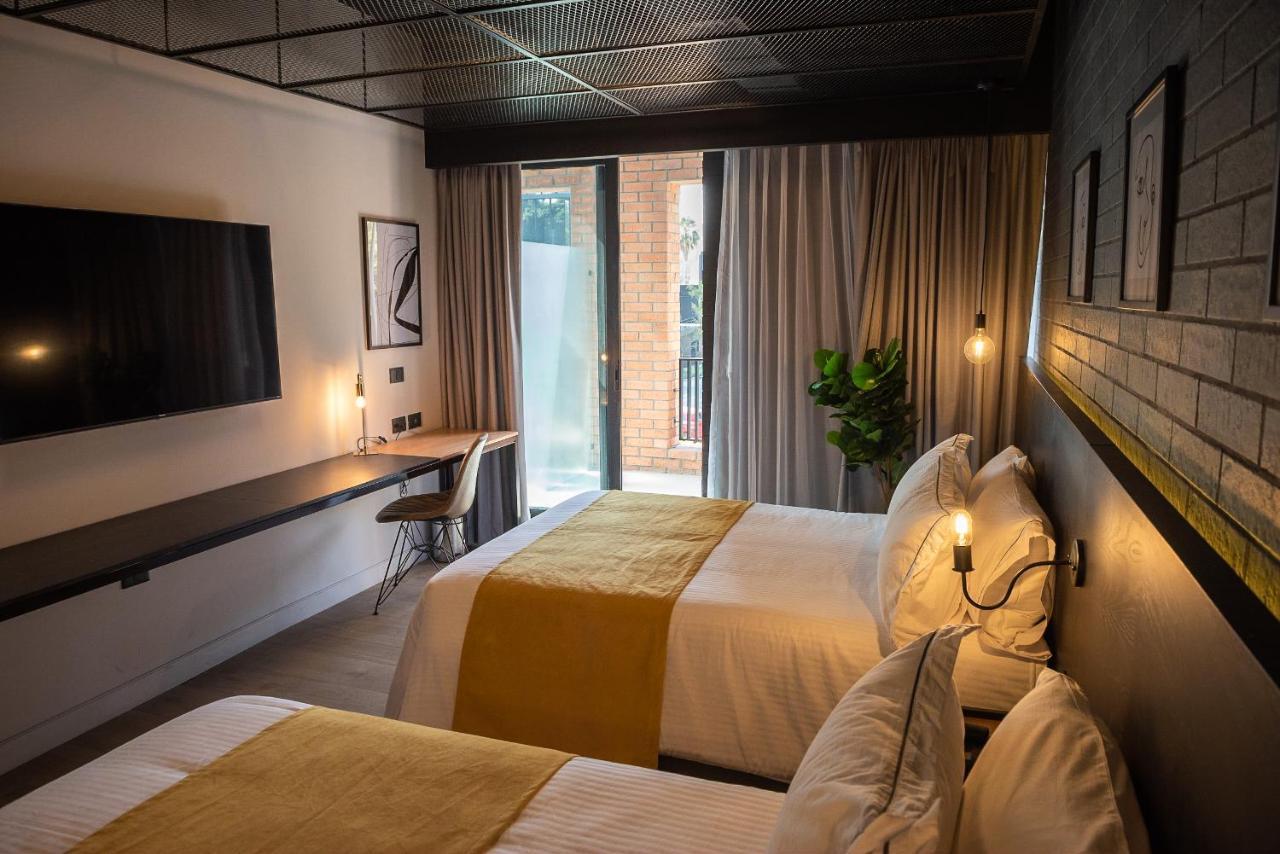 Fulton Business Luxury Hotel Guadalajara Bagian luar foto